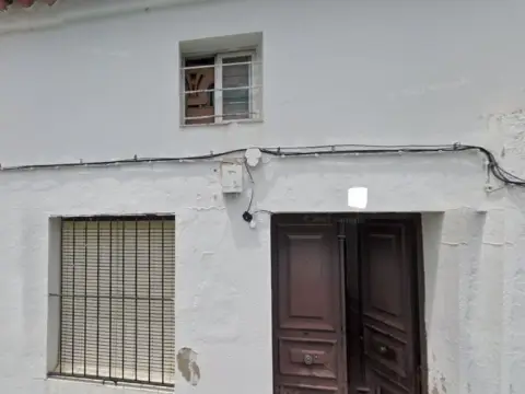 Casa en calle de Encinasola