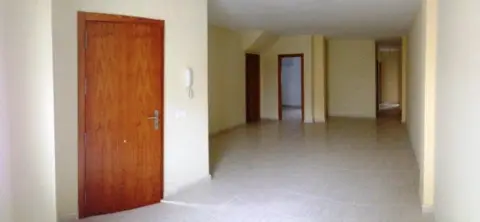 Piso en Almáchar