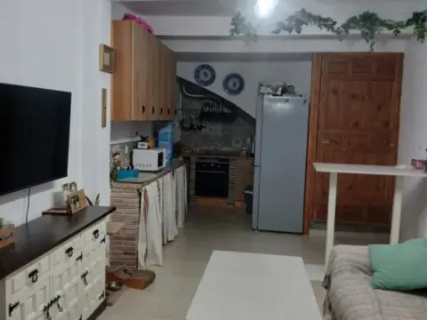 Casa adosada en Núcleo