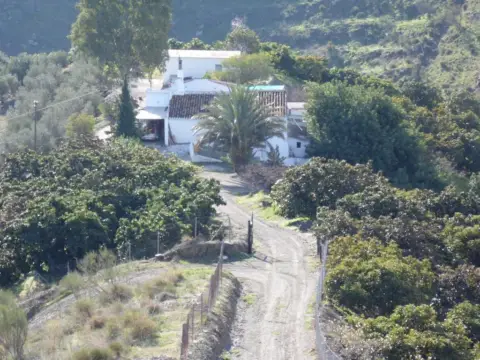 Finca rústica en Viñuela