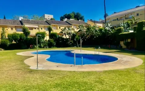 Casa adosada en Selwo