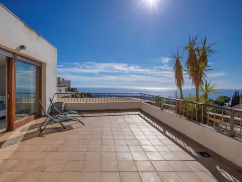 Dúplex en Los Monteros