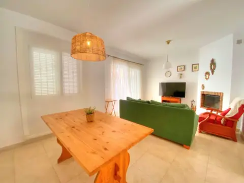 Maison mitoyenne à Benajarafe