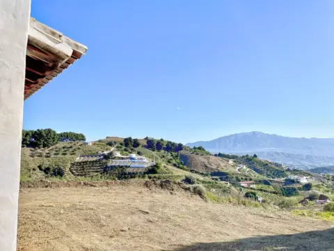 Finca rústica en Almáchar
