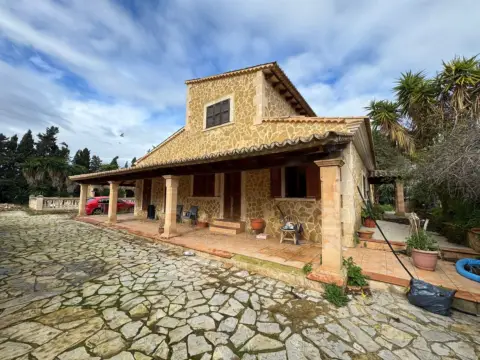 Chalet en Santa Maria del Camí