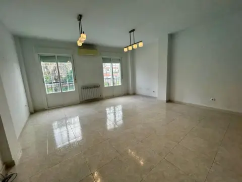 Chalet en Malpartida de Plasencia