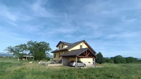 Chalet en Carracedelo