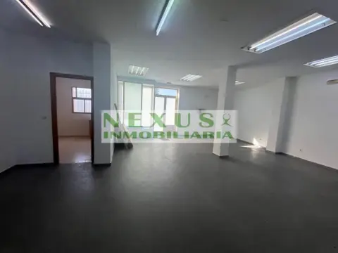 Local comercial en Casco Antiguo