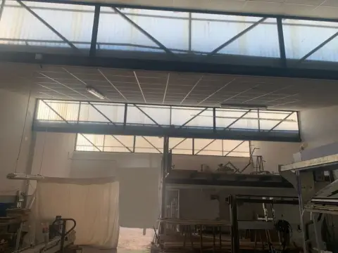 Nave industrial en Batoy
