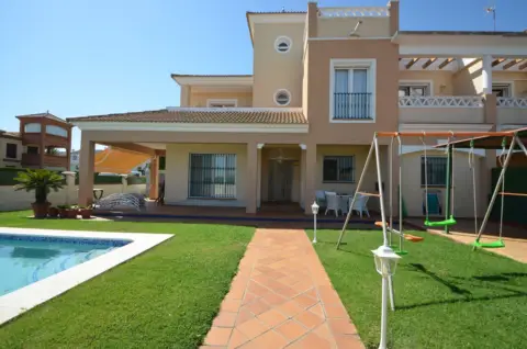 Pis – Ayamonte