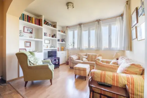 Piso en Colonia, Avenida de Meco