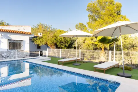 Finca rústica en Vilamarxant