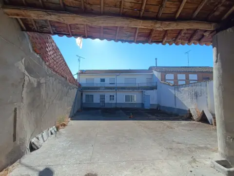 Chalet en Santiago de La Puebla