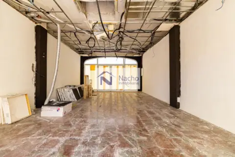 Local comercial en Avenida del Golf