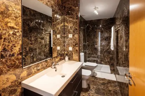 Casa adosada en Llodio - Laudio