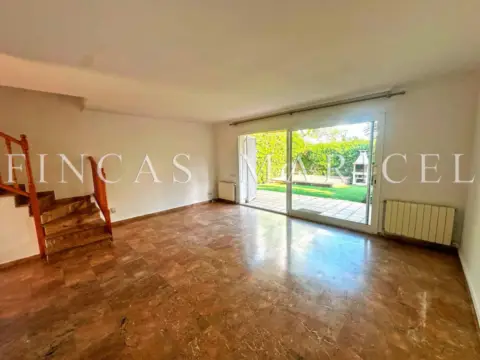 Casa adosada en Can Girona-Terramar-Vinyet