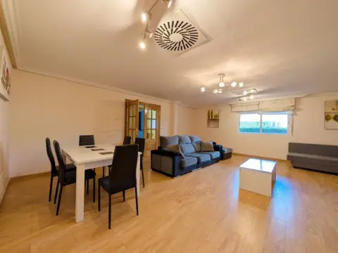 Chalet en Casetas-Garrapinillos-Monzalbarba