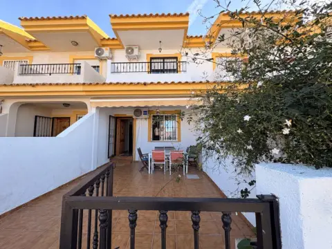 Casa adosada en El Mojón