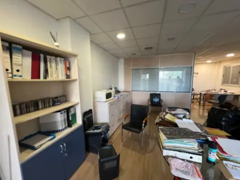 Nave industrial en Ponent