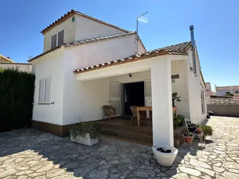Casa – Roses