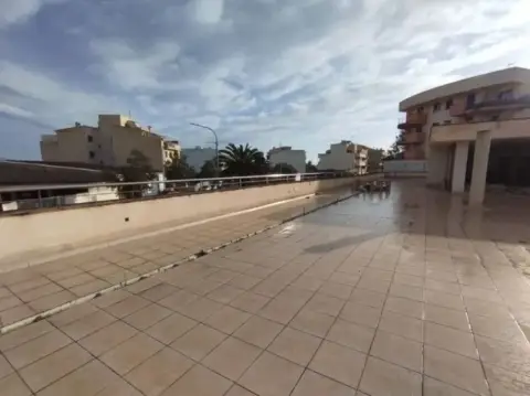 Local comercial en Cala Anguila-Cala Mendia