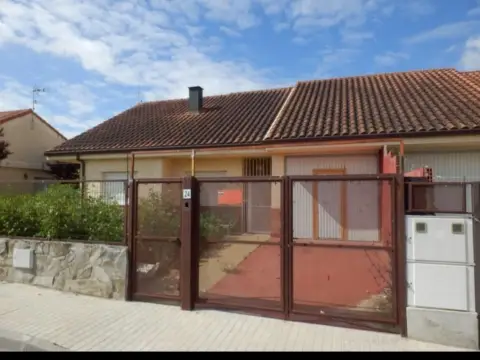 Chalet en Caudilla