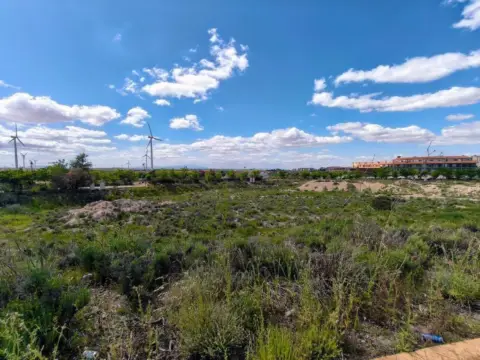 Terreno en calle Sancho Ramirez La Muela, nº 12