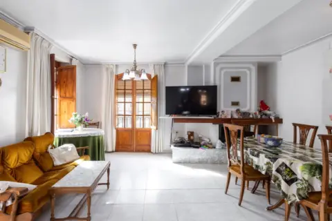 Edificio en Platja d'Oliva