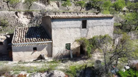 Finca rústica en calle La Tosca, nº 20