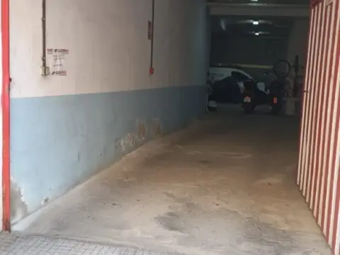 Garaje en Las Colonias