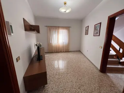 Piso en Santa Clara-Las Delicias-Mayorazgo