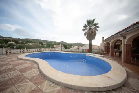 Chalet en Urbanización Bonalba Alta