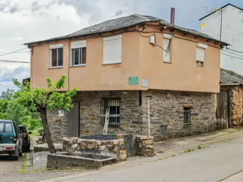 Chalet en Rodanillo
