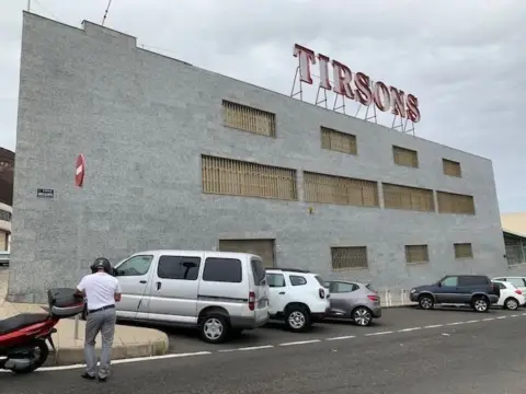 Nave industrial en Puerto Canteras