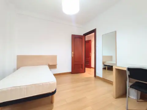 Piso en Iturrama-Azpilagaña