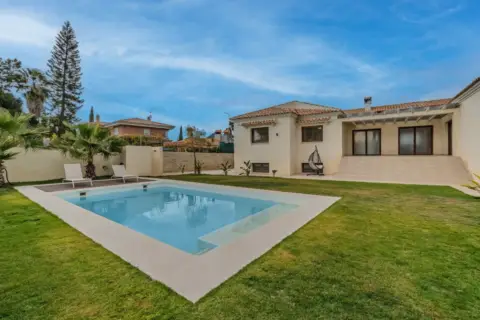 Chalet en Urbanización Rio-Park