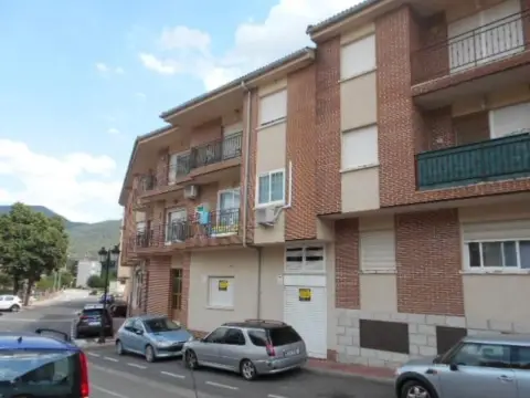 Local comercial en Santa María del Tiétar