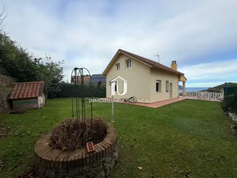 Chalet en Limpias
