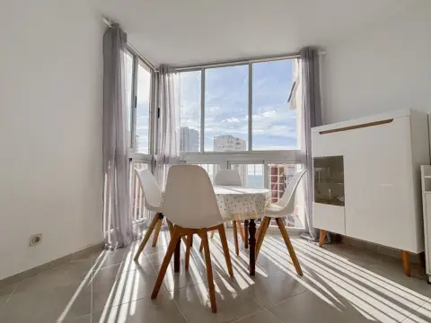 Apartamento en Playa del Arenal Bol-Playa del Cantal Roig