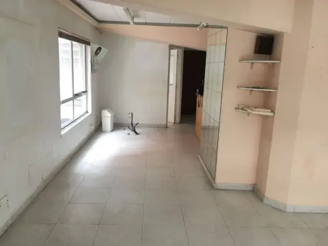 Local comercial en Ensanche
