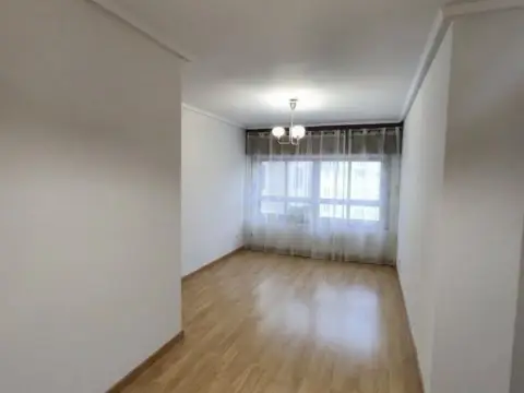 Piso en Cidade Xardín-Cidade Escolar