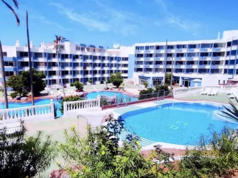 Estudio en Amarilla Golf
