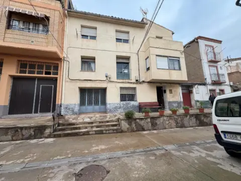 Casa en Brea de Aragón