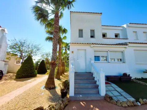 Casa adosada en Coloma