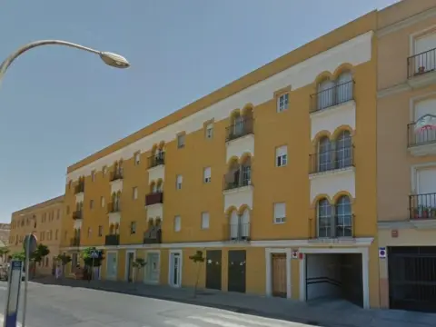 Piso en calle C- Armas de Santiago 15