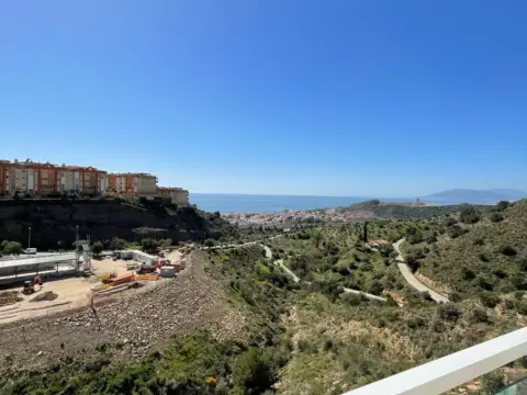 Ático en Parque Victoria-Sierra-Cortijos