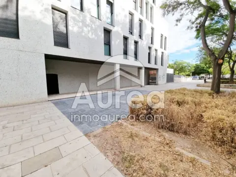 Local comercial en Avenida de Barcelona, 4