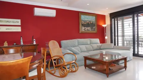 Casa adosada en Zona Ronda de Poniente-Avenidas Salobreña-Enrique Martín Cuevas