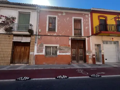 Casa a Villanueva de Castellón