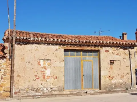 Nave industrial en Barbadillo del Mercado